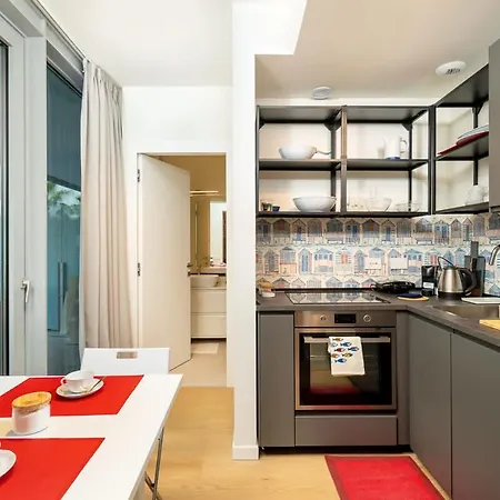 Luna Rossa - Waterfront Apartment Genua